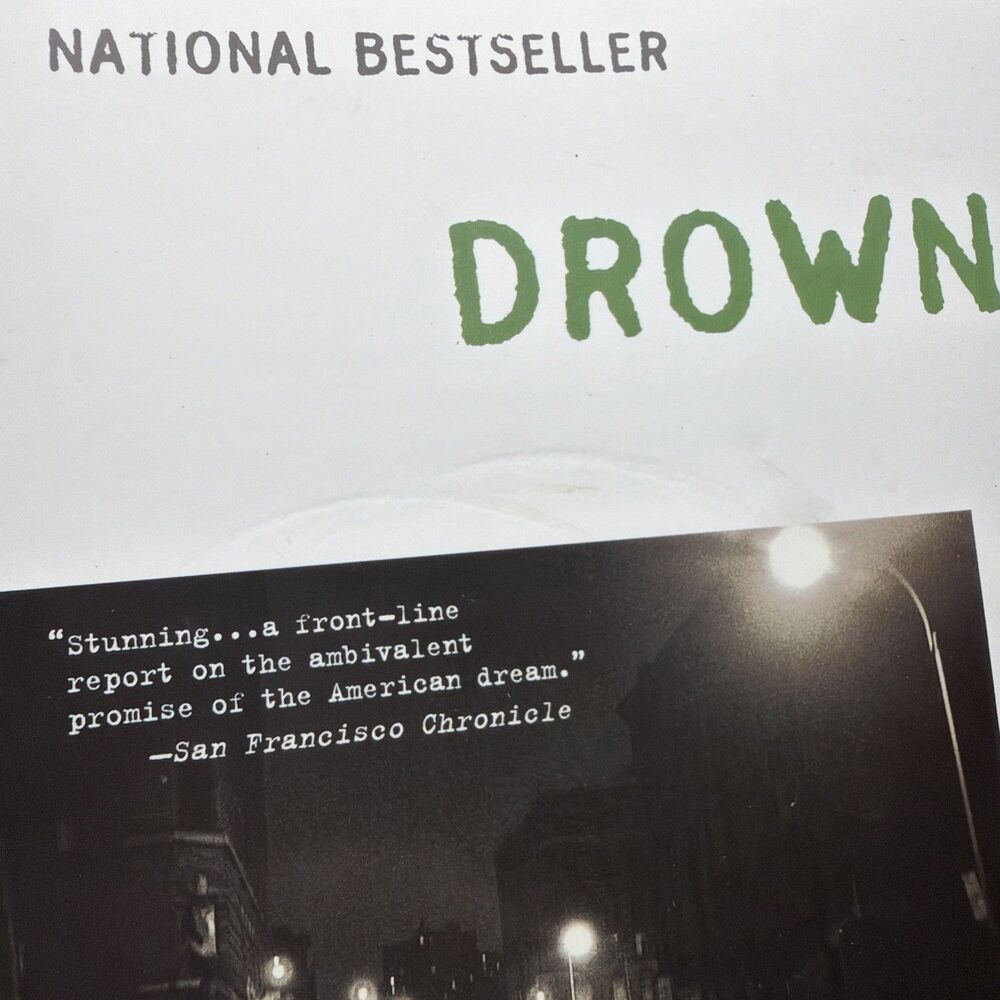 Drown - Picture 2 of 7